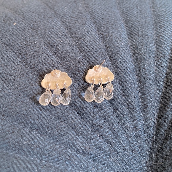 Silver cloud with 3 crystals dangle stud earrings raindrops - Picture 3 of 3